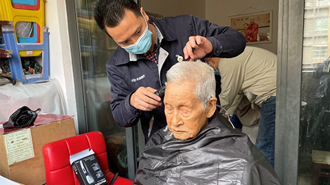 青春志愿行 建功“十四五”，北京現(xiàn)代團(tuán)委開展雷鋒月活動