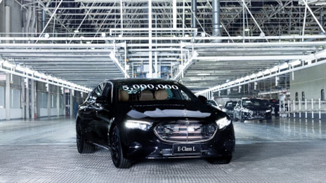 高質(zhì)量發(fā)展拾階而上攀新高 ——北京奔馳整車?yán)塾?jì)產(chǎn)量突破五百萬輛