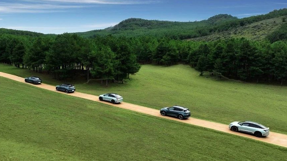 北汽攜手寧德時(shí)代、小米共建電芯工廠