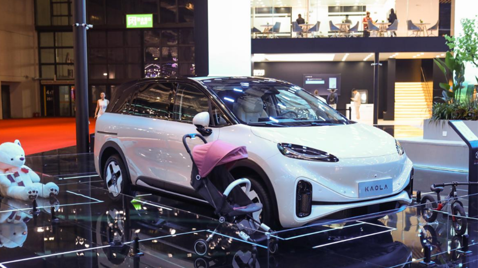 穩(wěn)進向上 煥新啟幕 北汽集團登陸上海車展